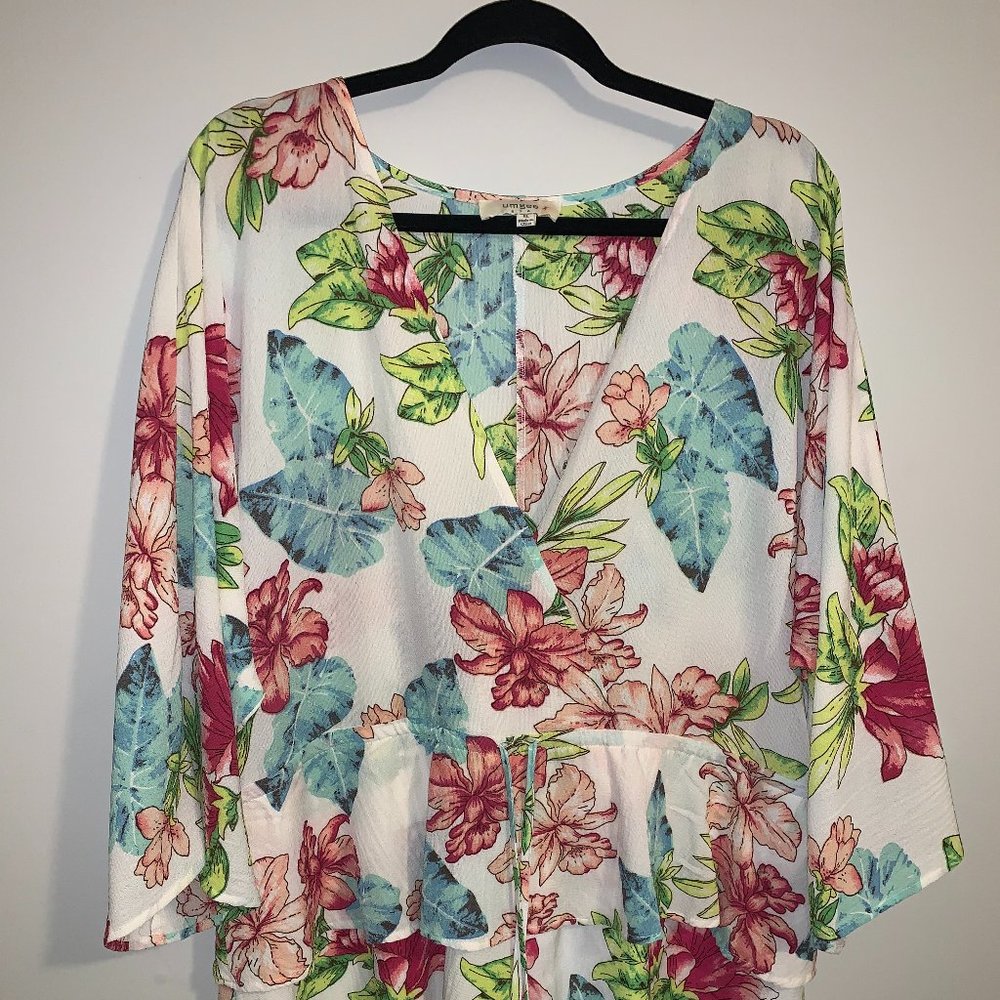 Umgee romper size XL